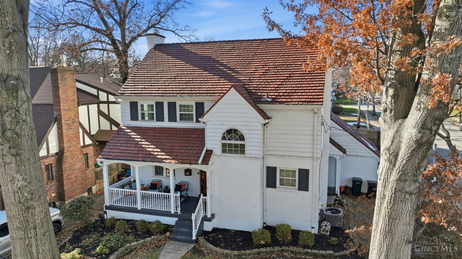 Cincinnati, Ohio, 45209, United States, 3 Bedrooms Bedrooms, ,4 BathroomsBathrooms,Residential,For Sale,2003338