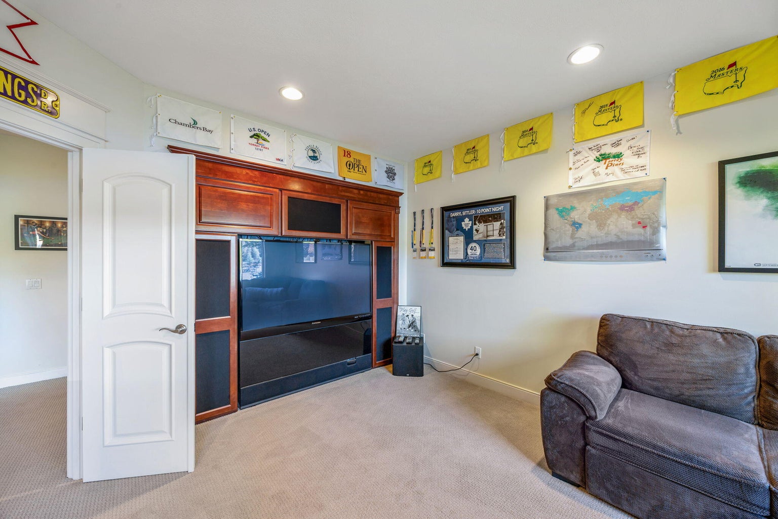 Canadian Lakes, Michigan, 49346, United States, 5 Bedrooms Bedrooms, ,6 BathroomsBathrooms,Residential,For Sale,1981298