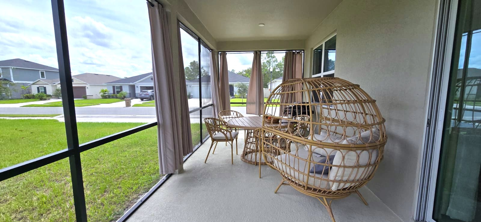 St Cloud, Florida, 34772, United States, 5 Bedrooms Bedrooms, ,3 BathroomsBathrooms,Residential,For Sale,1956513