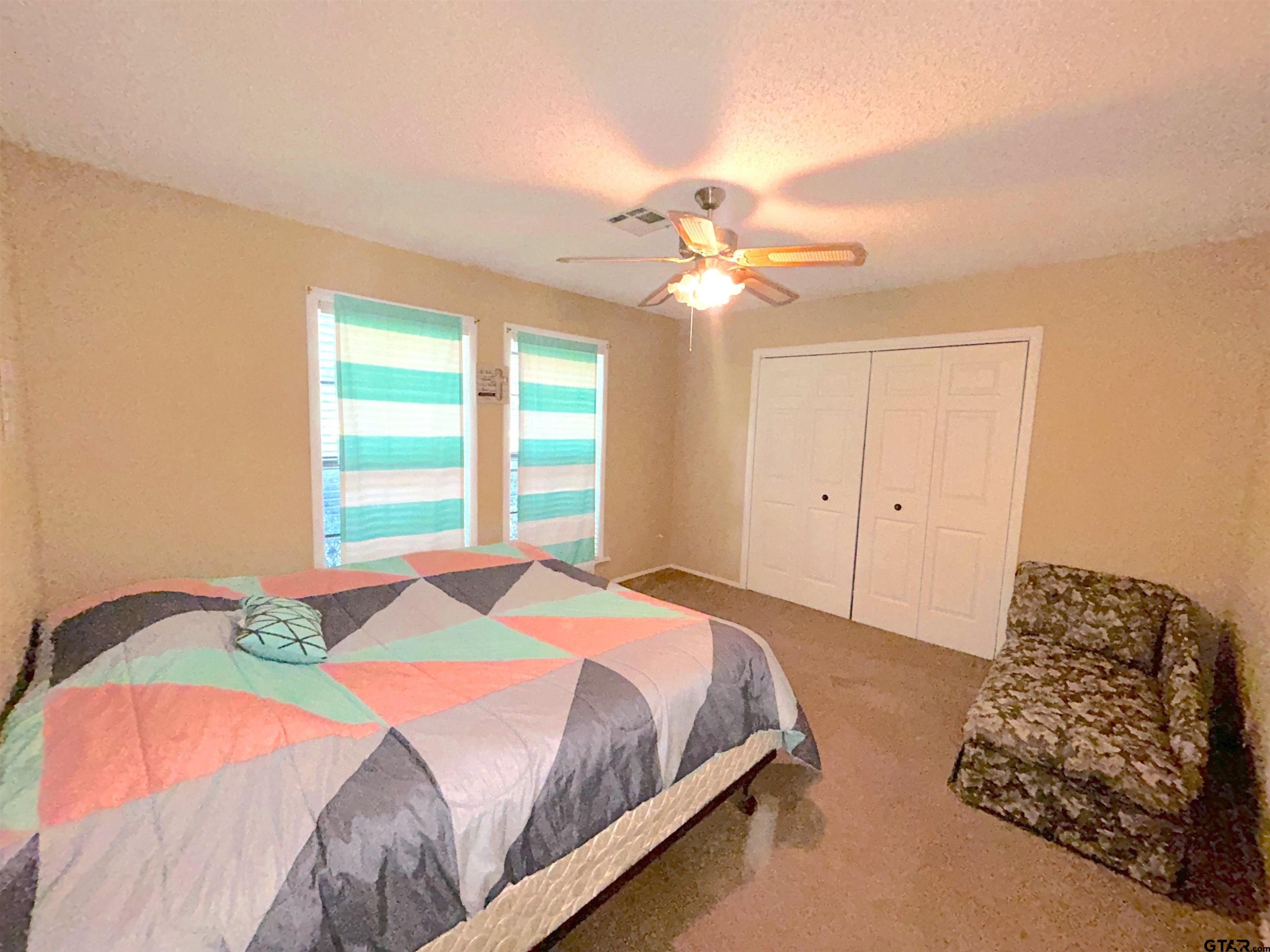Frankston, Texas, 75763, United States, 3 Bedrooms Bedrooms, ,2 BathroomsBathrooms,Residential,For Sale,1924553