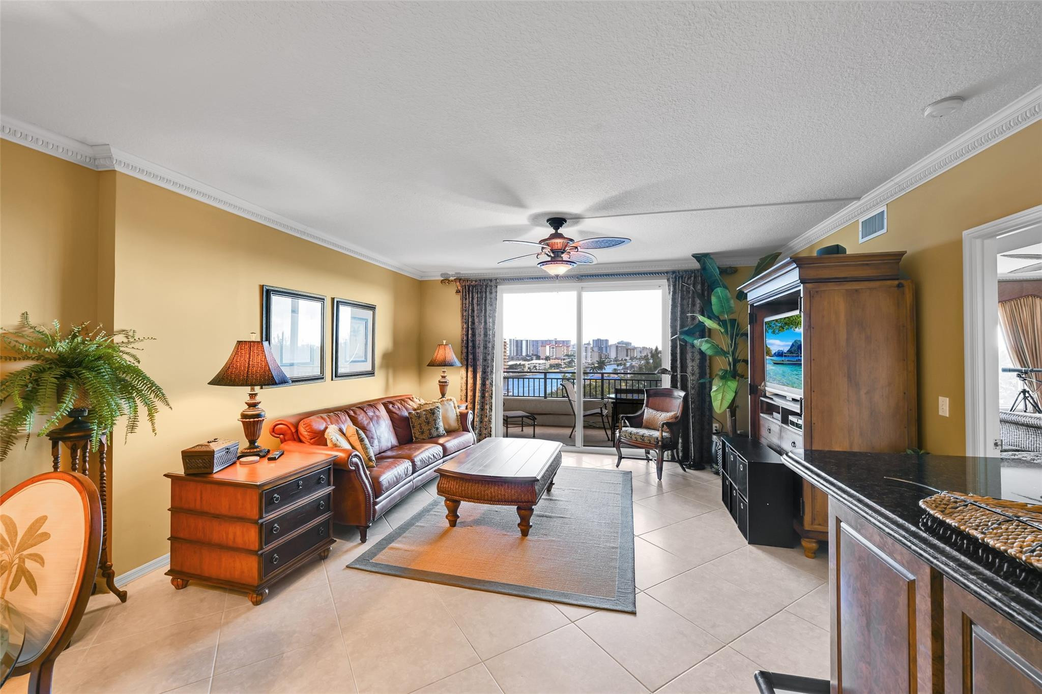 Pompano Beach, Florida, 33062, United States, 2 Bedrooms Bedrooms, ,3 BathroomsBathrooms,Residential,For Sale,2024404
