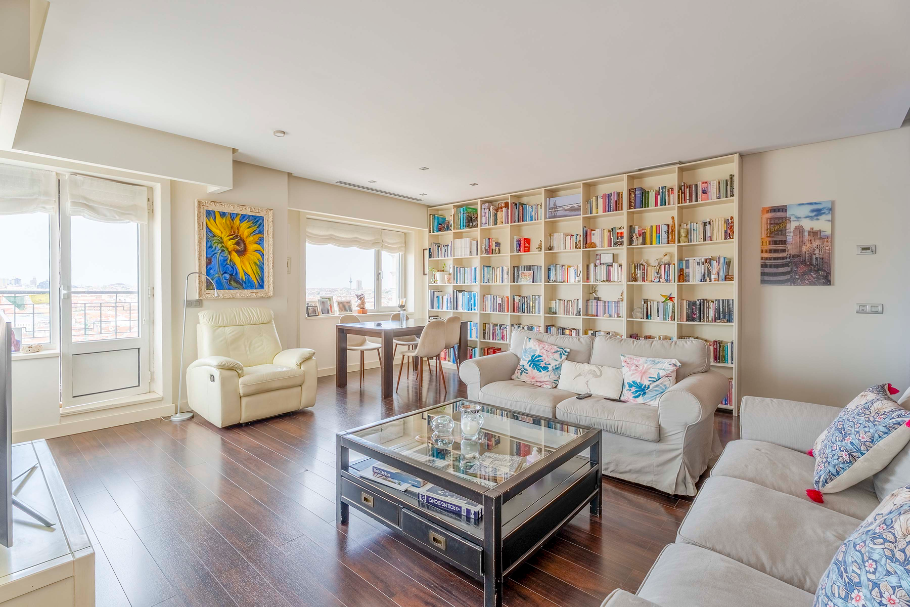  Exclusive Urban Refuge with Private Terrace in the Iconic Torre de Madrid - 物件實景