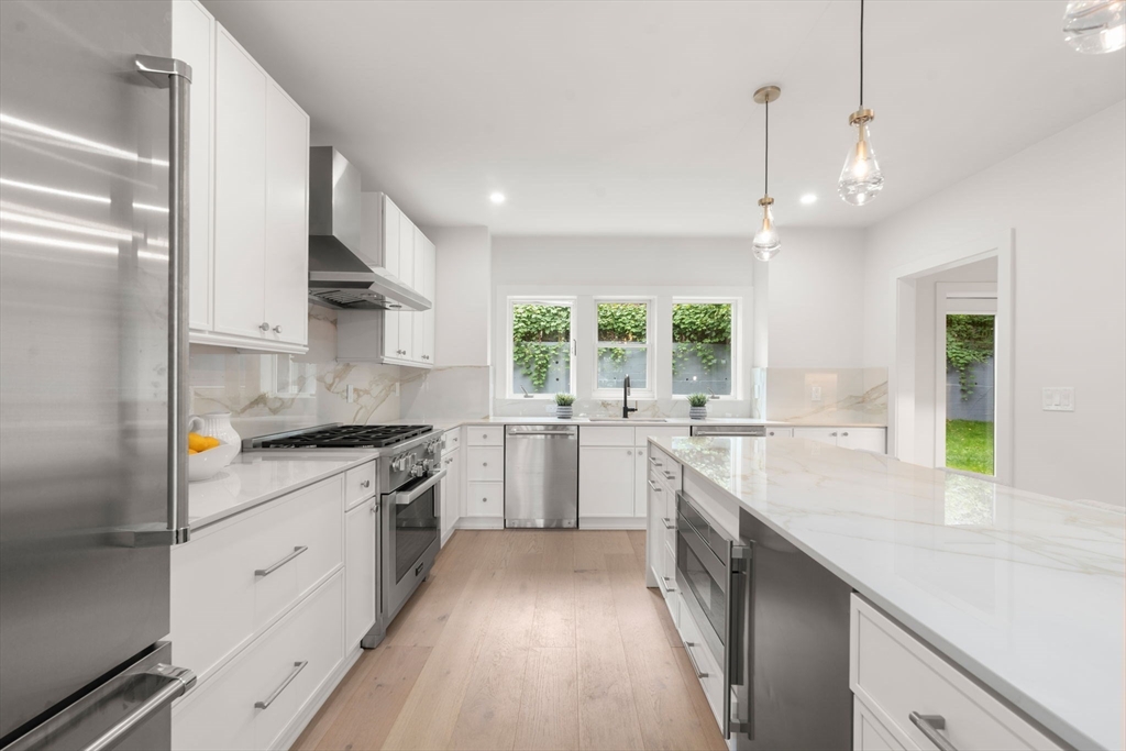 Brookline, Massachusetts, 02445, United States, 5 Bedrooms Bedrooms, ,5 BathroomsBathrooms,Residential,For Sale,1940156