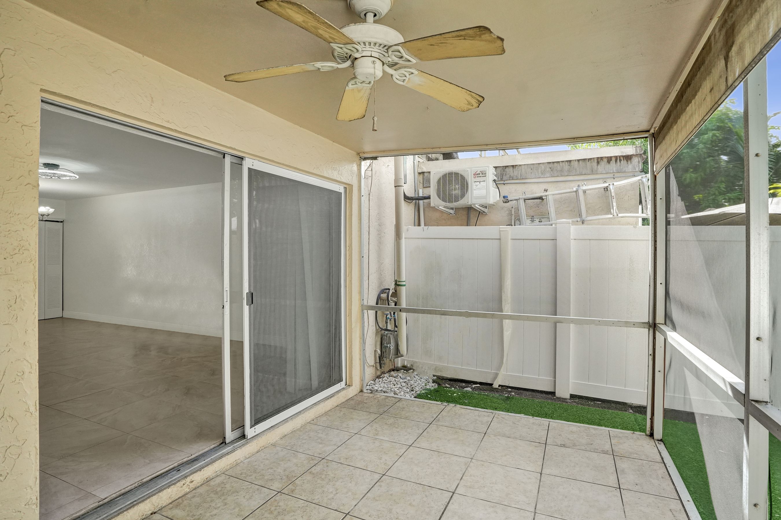  8091 NW 12th Street, Margate, FL, 33063 - 物件實景