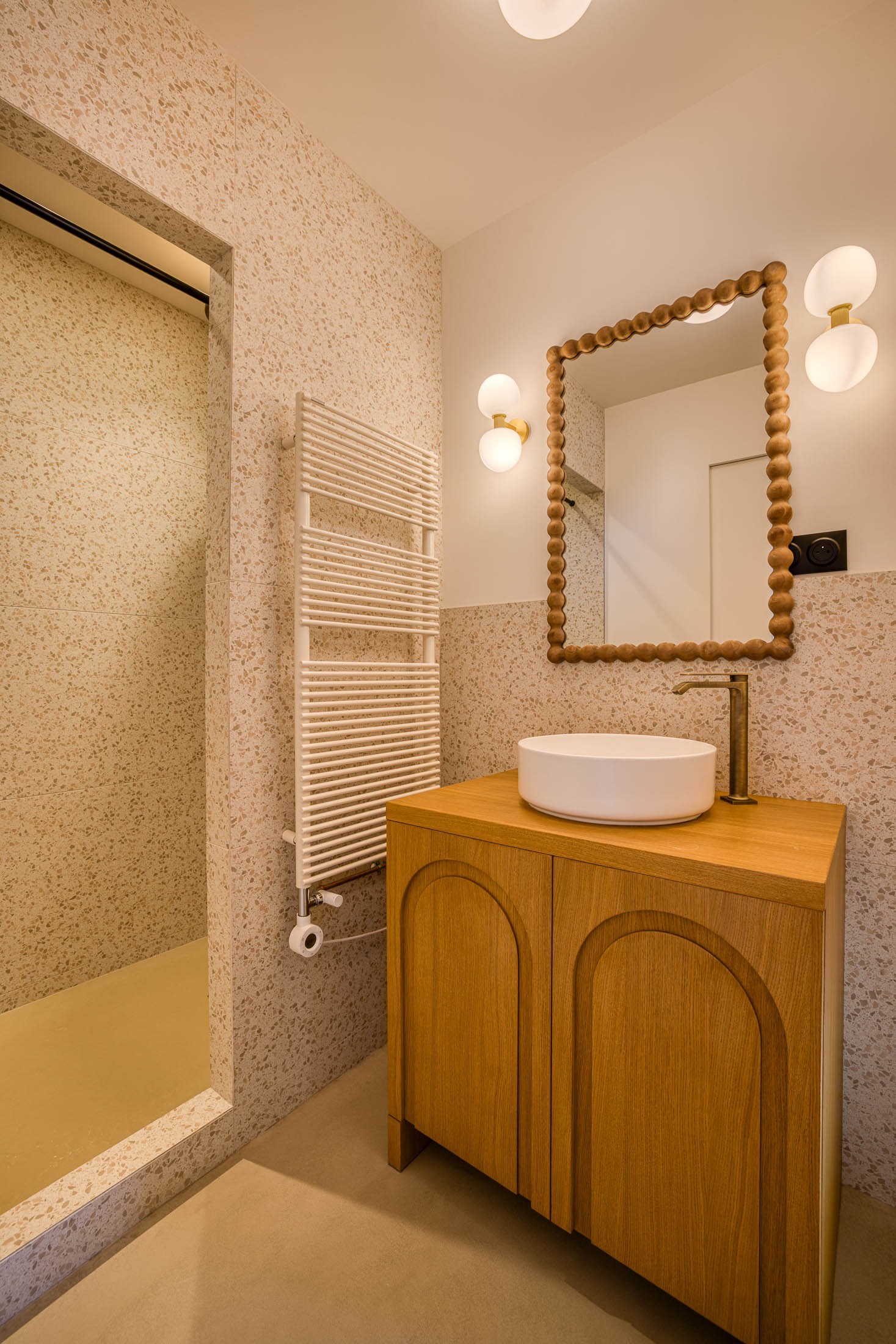  Between the Lake and the City Center – Elegant Designer Apartment - 物件實景