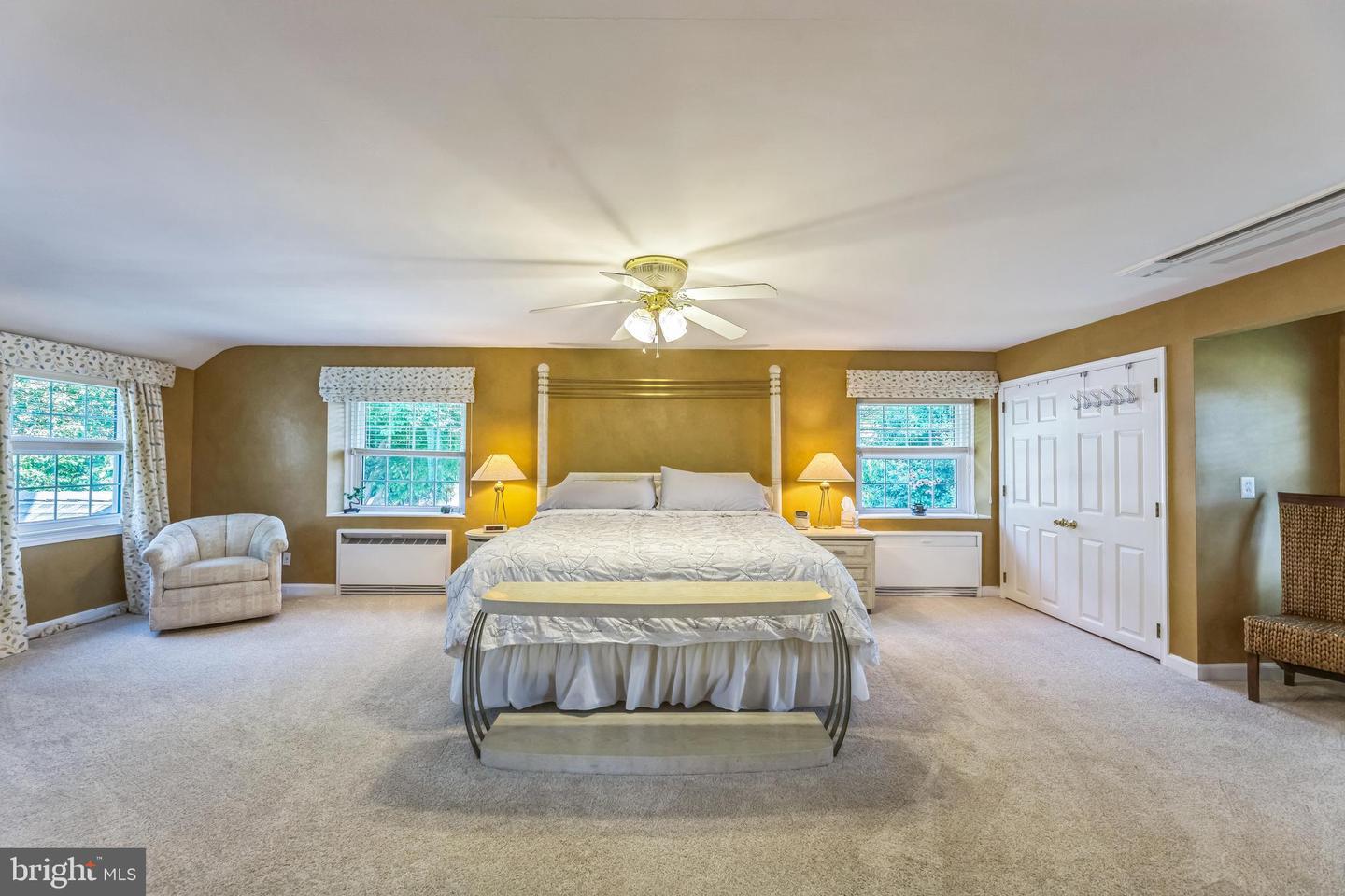 Drexel Hill, Pennsylvania, 19026, United States, 5 Bedrooms Bedrooms, ,6 BathroomsBathrooms,Residential,For Sale,1934182