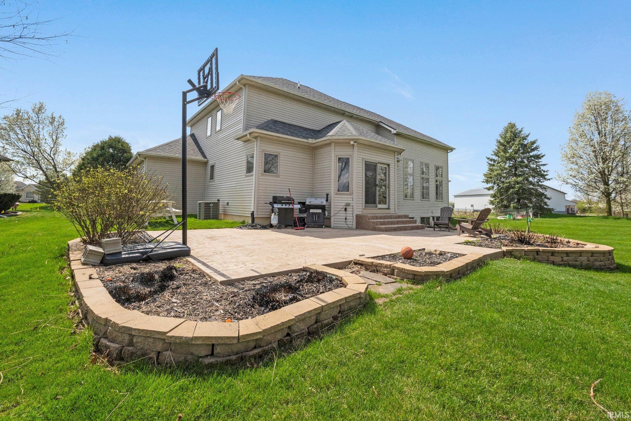 Leo, Indiana, 46765-9347, United States, 4 Bedrooms Bedrooms, ,5 BathroomsBathrooms,Residential,For Sale,1975042