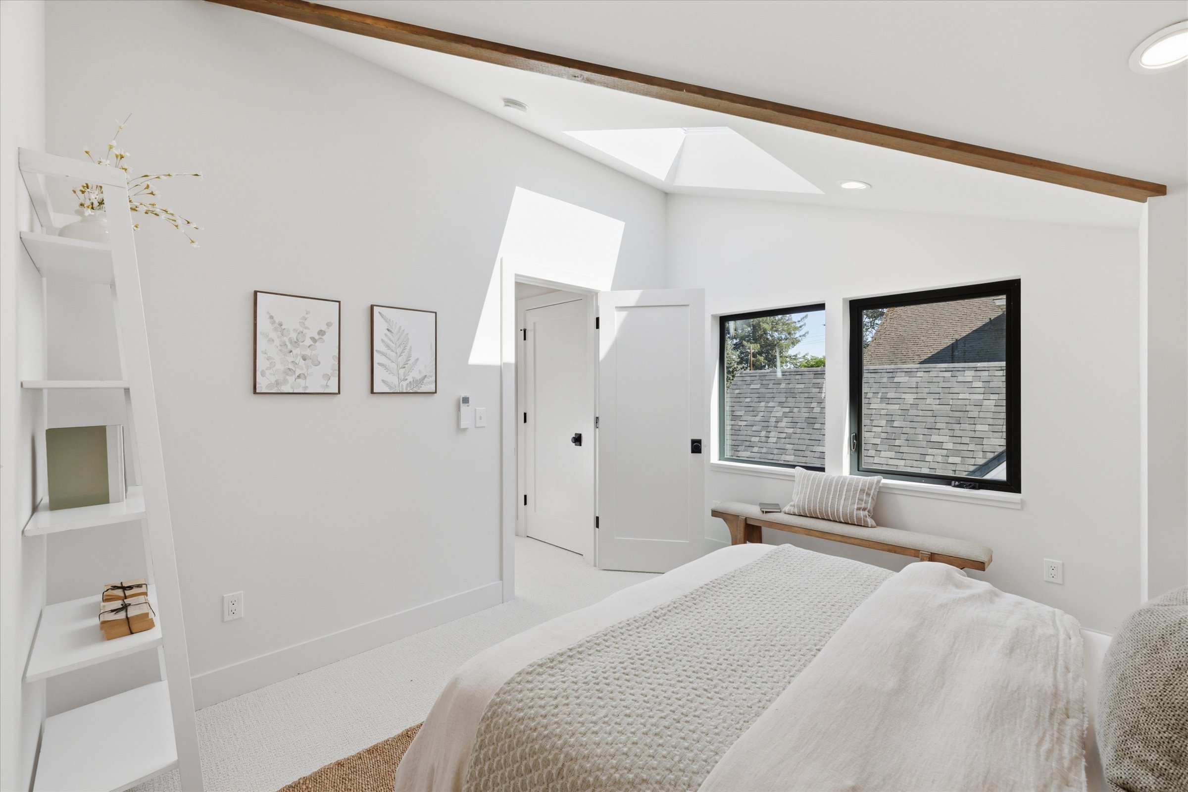  909 32nd Ave S Unit #A, Seattle, WA 98144 - 物件實景
