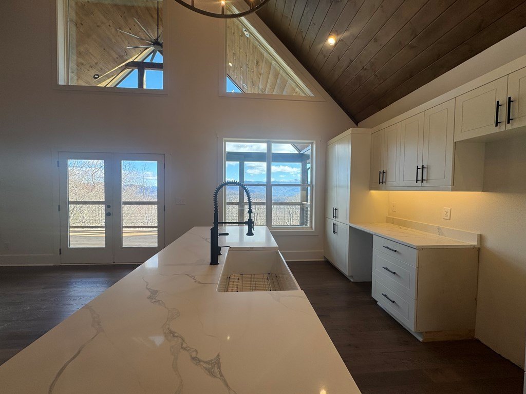 Young Harris, Georgia, 30582, United States, 3 Bedrooms Bedrooms, ,2 BathroomsBathrooms,Residential,For Sale,2010979