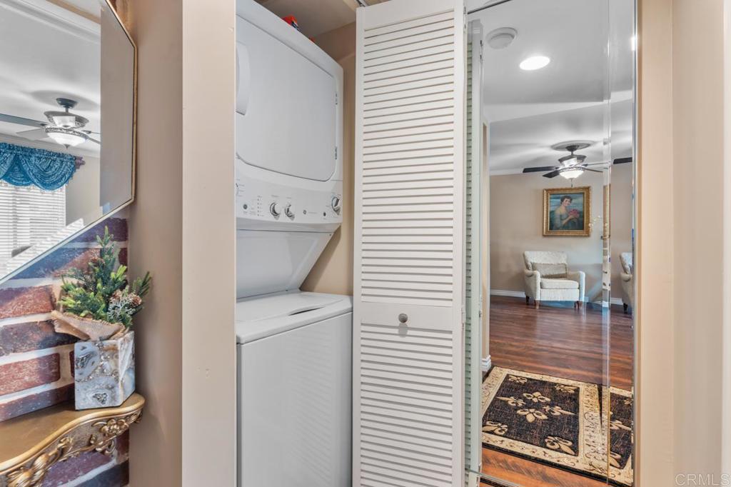 La Mesa, California, 91942, United States, 2 Bedrooms Bedrooms, ,2 BathroomsBathrooms,Residential,For Sale,1903555
