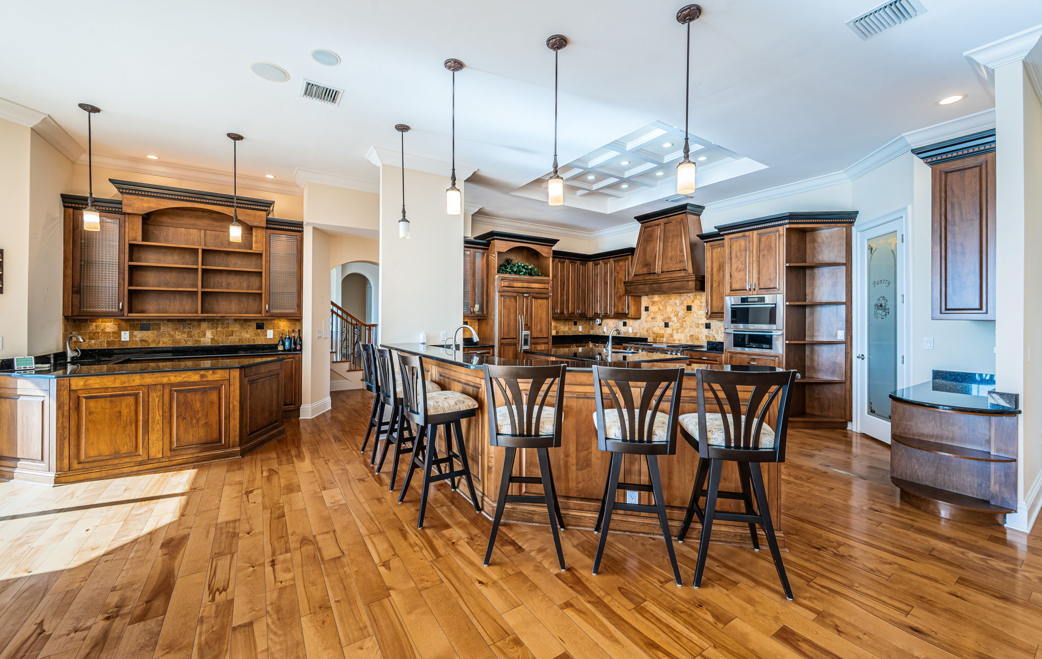 St Petersburg, Florida, 33707, United States, 5 Bedrooms Bedrooms, ,5 BathroomsBathrooms,Residential,For Sale,2006025