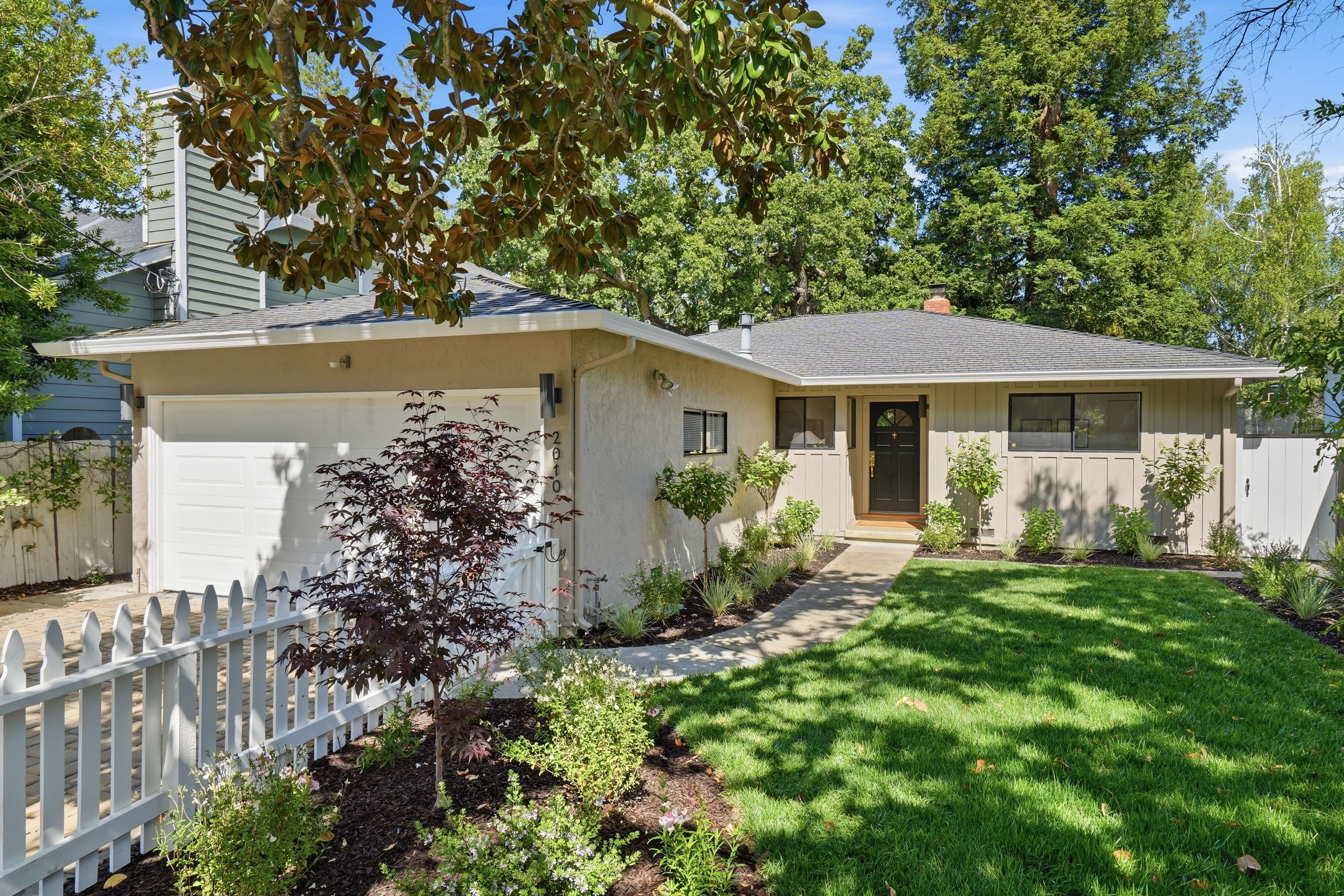  Turnkey Residence in a Peaceful, Desirable Menlo Park Location - 物件實景