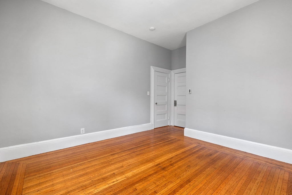 Boston, Massachusetts, 02215, United States, 1 Bedroom Bedrooms, ,1 BathroomBathrooms,Residential,For Sale,1900692