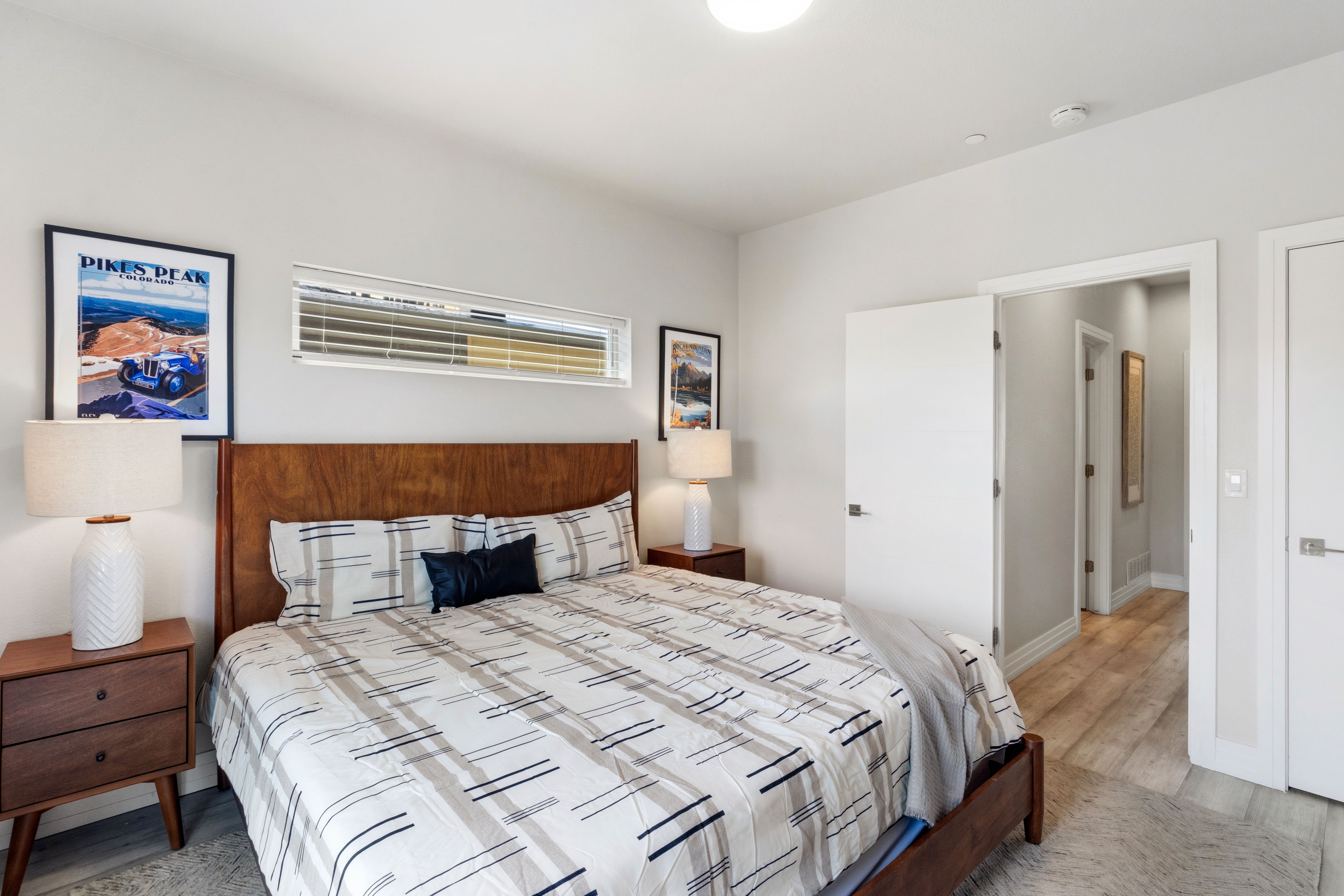  Furnished Modern Townhome - 物件實景
