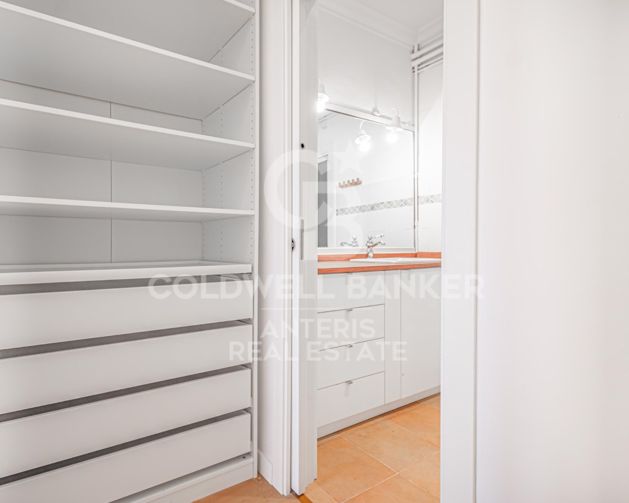 Barcelona, Catalonia, ES, 4 Bedrooms Bedrooms, ,Residential,For Sale,1882730