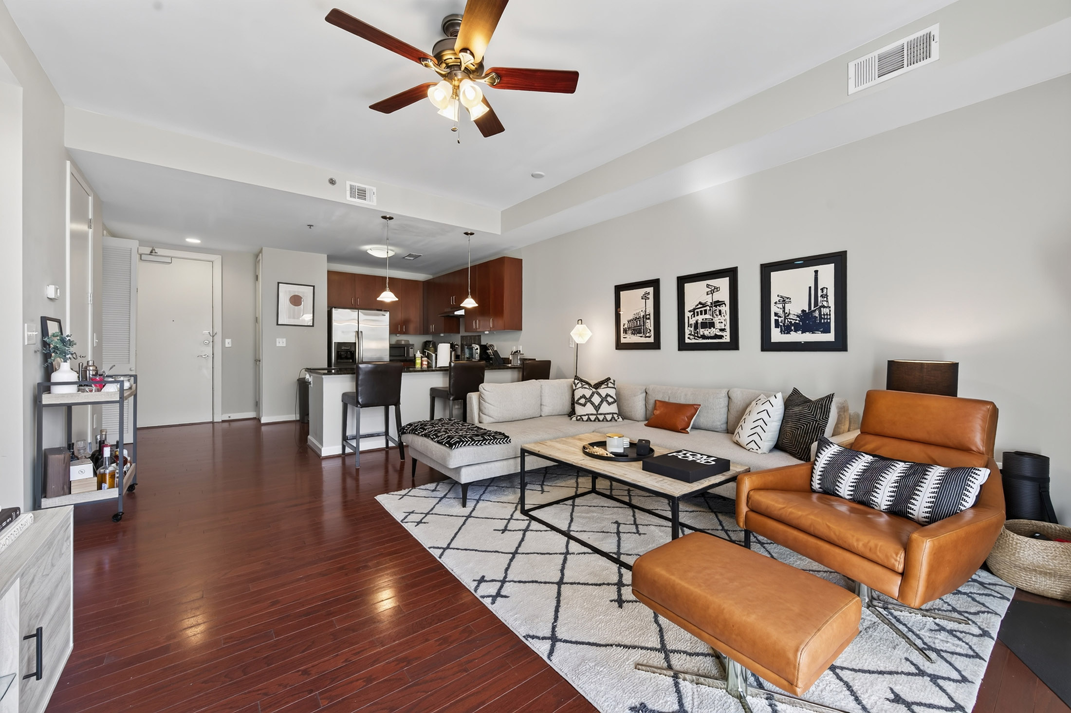  Stylish One Bedroom Condo with Great Amenities and Exceptional Buckhead Location - 物件實景