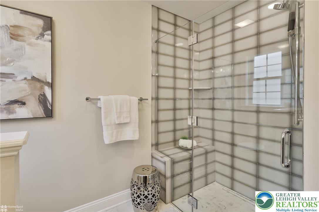 Easton, Pennsylvania, 18045, United States, 3 Bedrooms Bedrooms, ,3 BathroomsBathrooms,Residential,For Sale,1921447