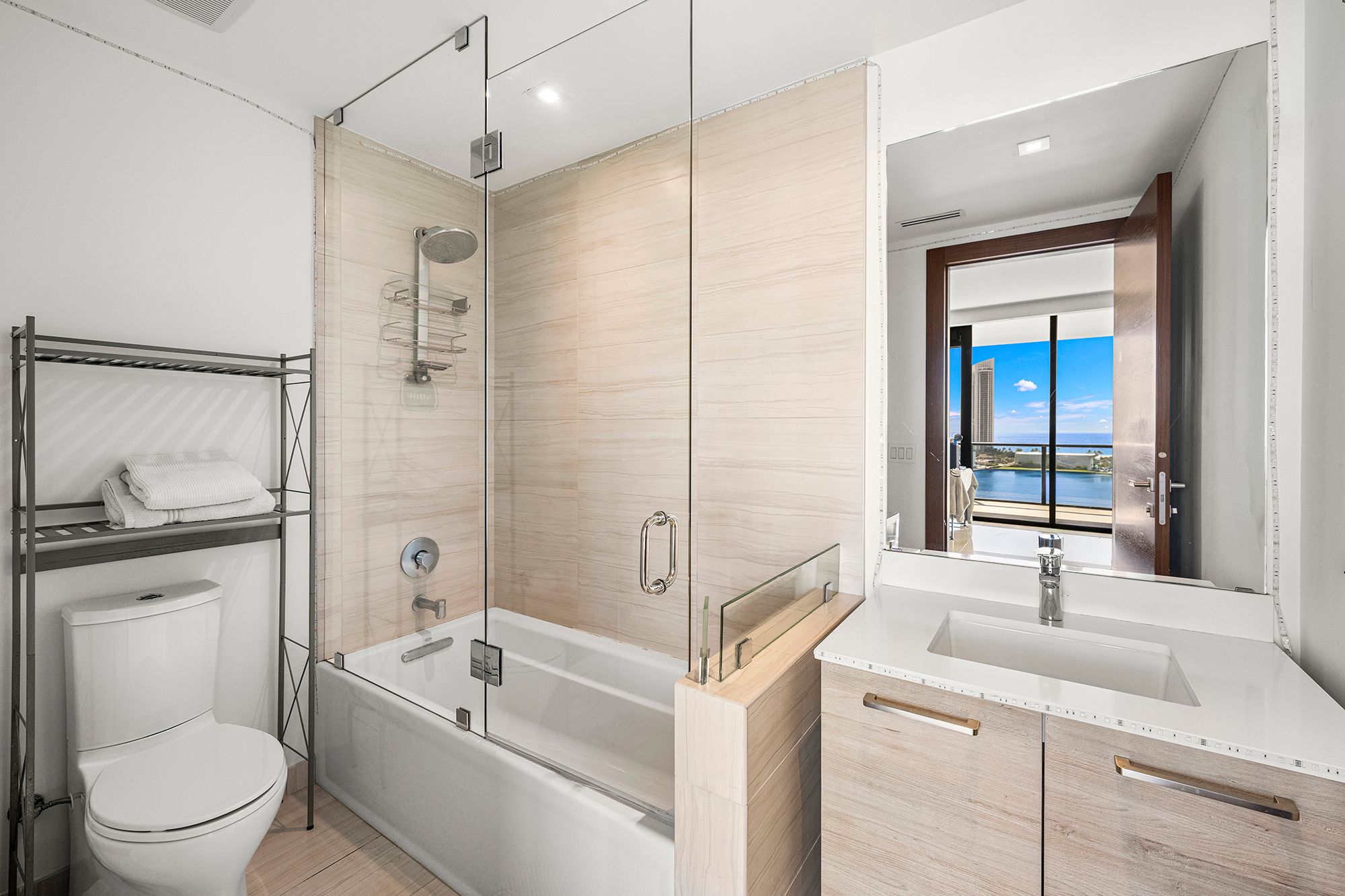  5500 Island Estates Drive, Aventura, FL, 33160 - 物件實景