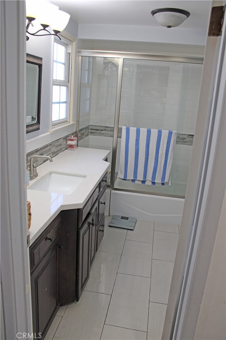 North Hills, California, 91343, United States, 4 Bedrooms Bedrooms, ,3 BathroomsBathrooms,Residential,For Sale,1990989