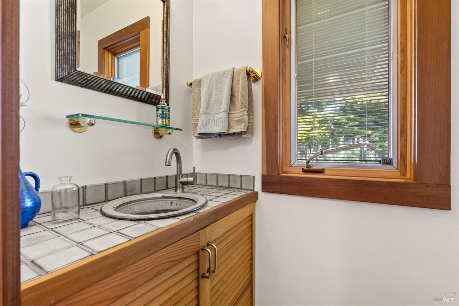 Bolinas, California, 94924, United States, 2 Bedrooms Bedrooms, ,3 BathroomsBathrooms,Residential,For Sale,1906337