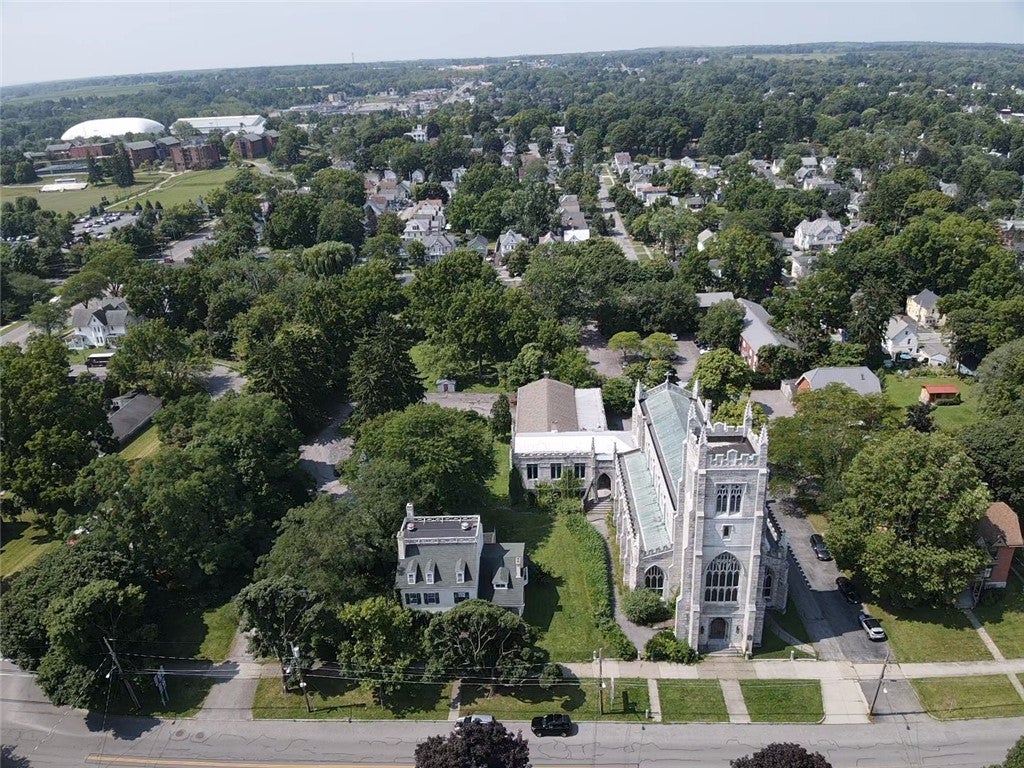 Geneva, New York, 14456, United States, 4 Bedrooms Bedrooms, ,3 BathroomsBathrooms,Residential,For Sale,1901149