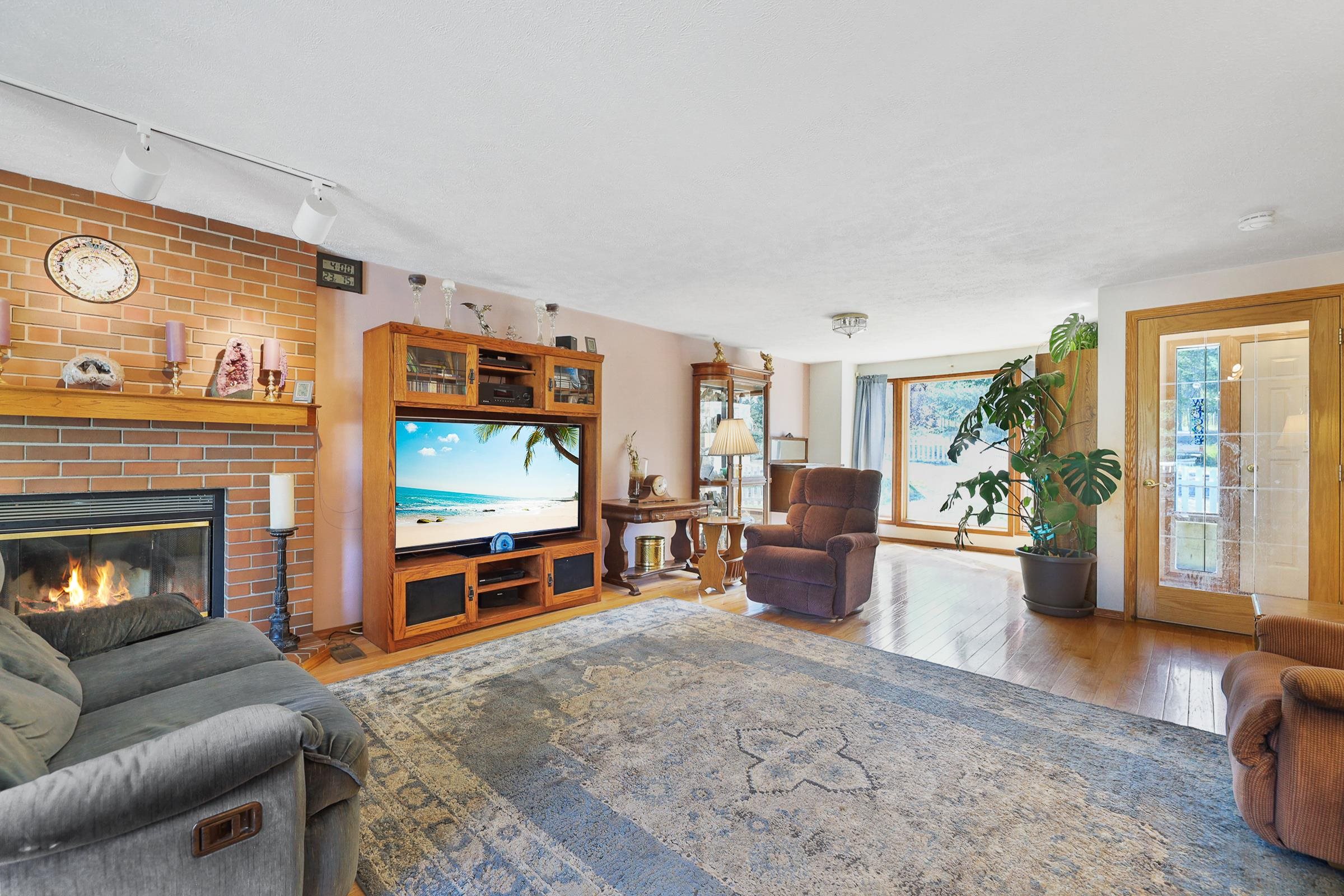 Deer Park, Washington, 99006, United States, 4 Bedrooms Bedrooms, ,3 BathroomsBathrooms,Residential,For Sale,1992007