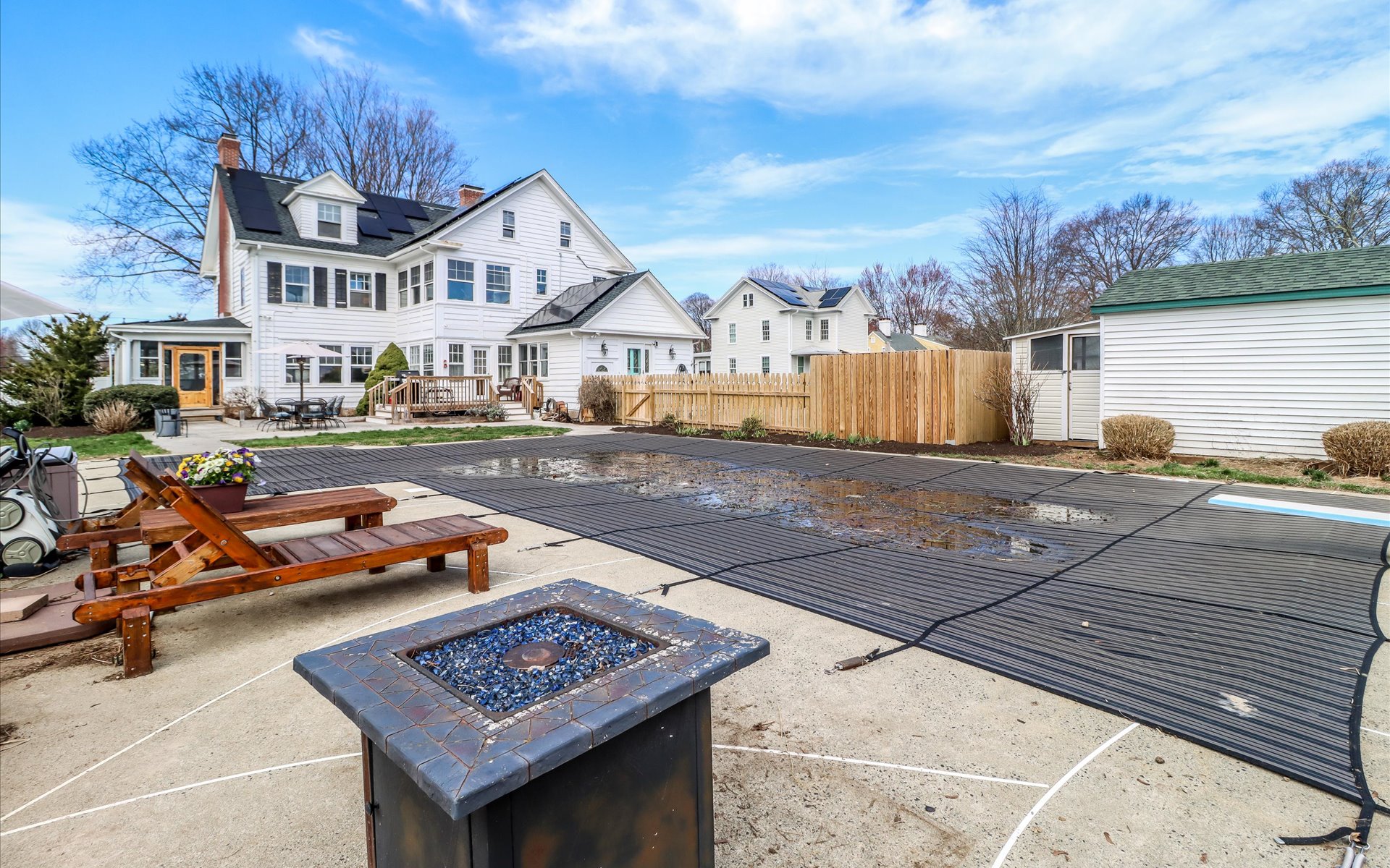  Historic 1918 Colonial with Geothermal + Solar Innovation - 物件實景