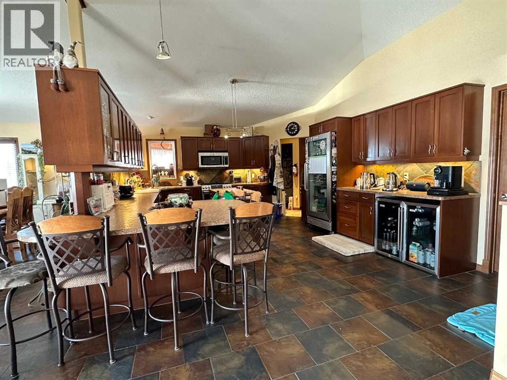 RURAL BEAVER COUNTY, Alberta, T0B 4N0, CA, 5 Bedrooms Bedrooms, ,3 BathroomsBathrooms,Residential,For Sale,1856666