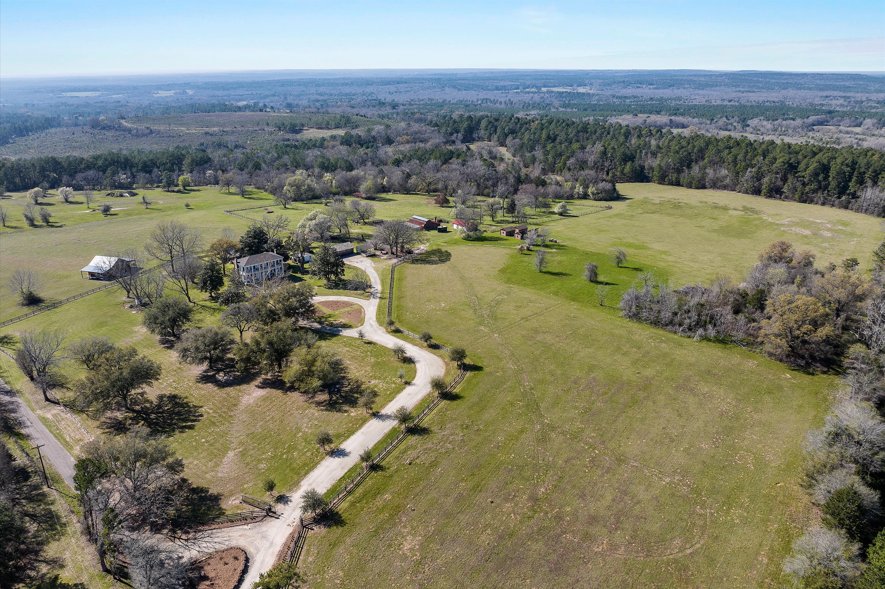 Cushing, Texas, 75760, United States, 3 Bedrooms Bedrooms, ,2 BathroomsBathrooms,Residential,For Sale,1978449