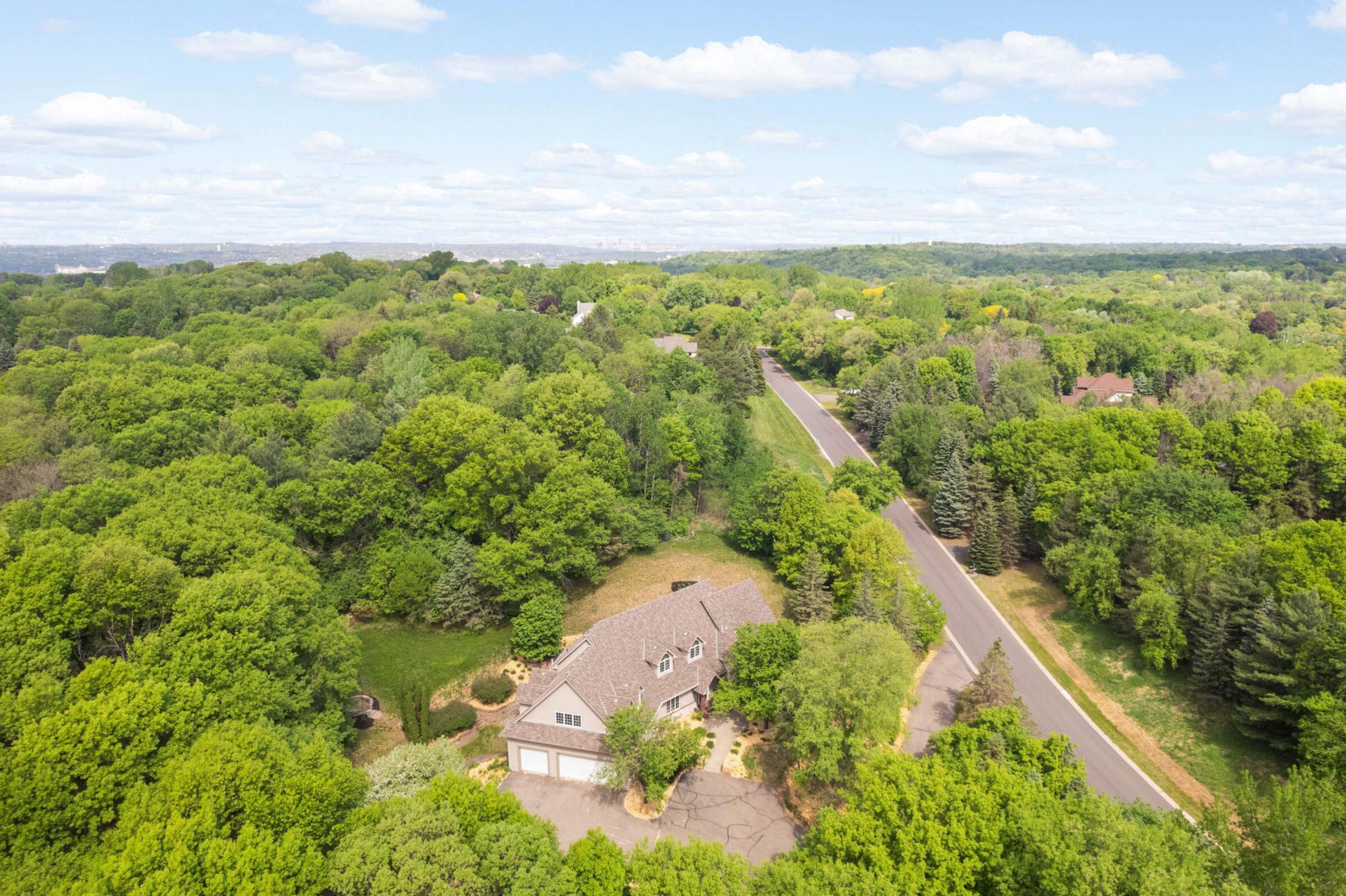 Woodbury, Minnesota, 55129, United States, 5 Bedrooms Bedrooms, ,5 BathroomsBathrooms,Residential,For Sale,1989522