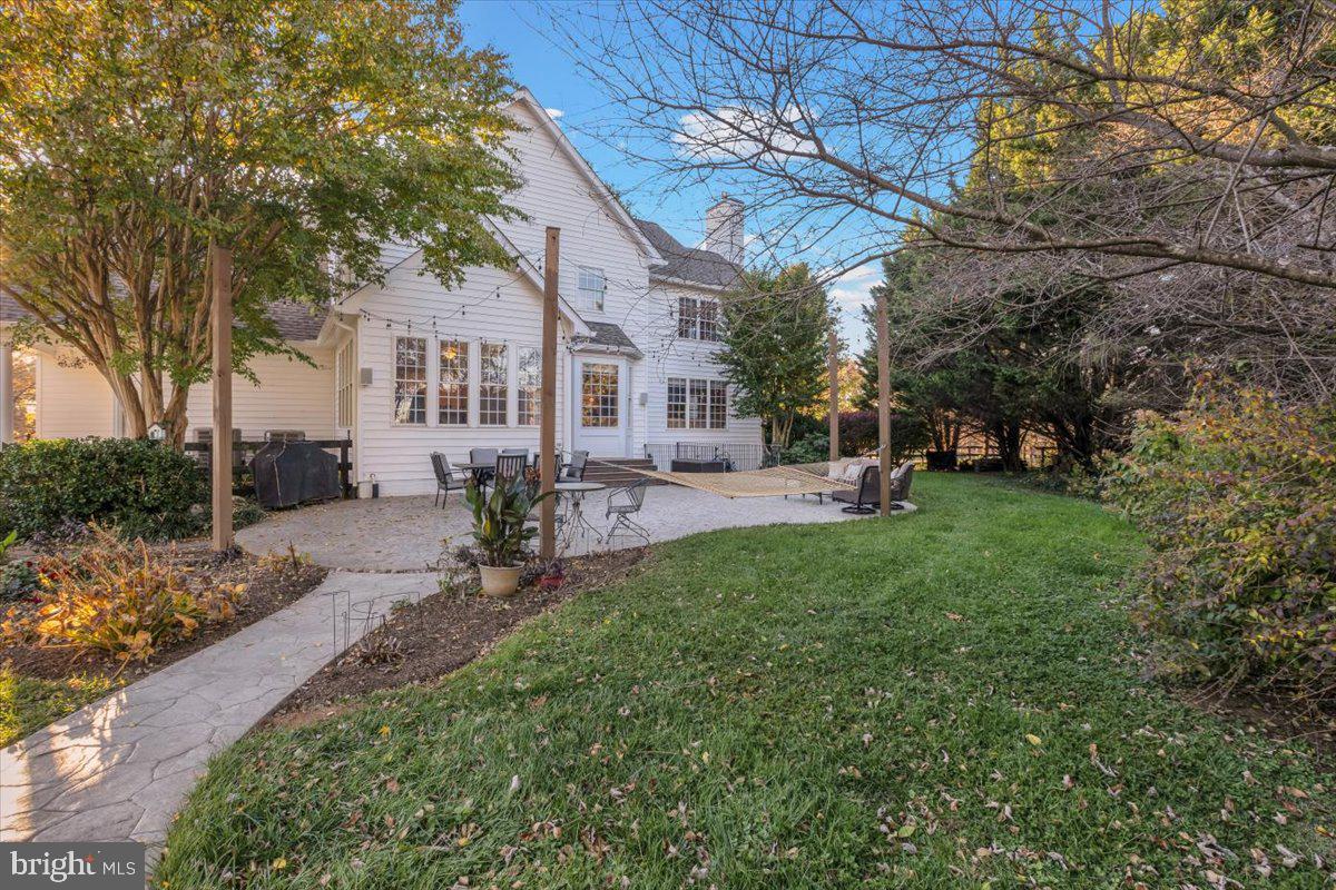 Hamilton, Virginia, 20158, United States, 4 Bedrooms Bedrooms, ,5 BathroomsBathrooms,Residential,For Sale,1987096