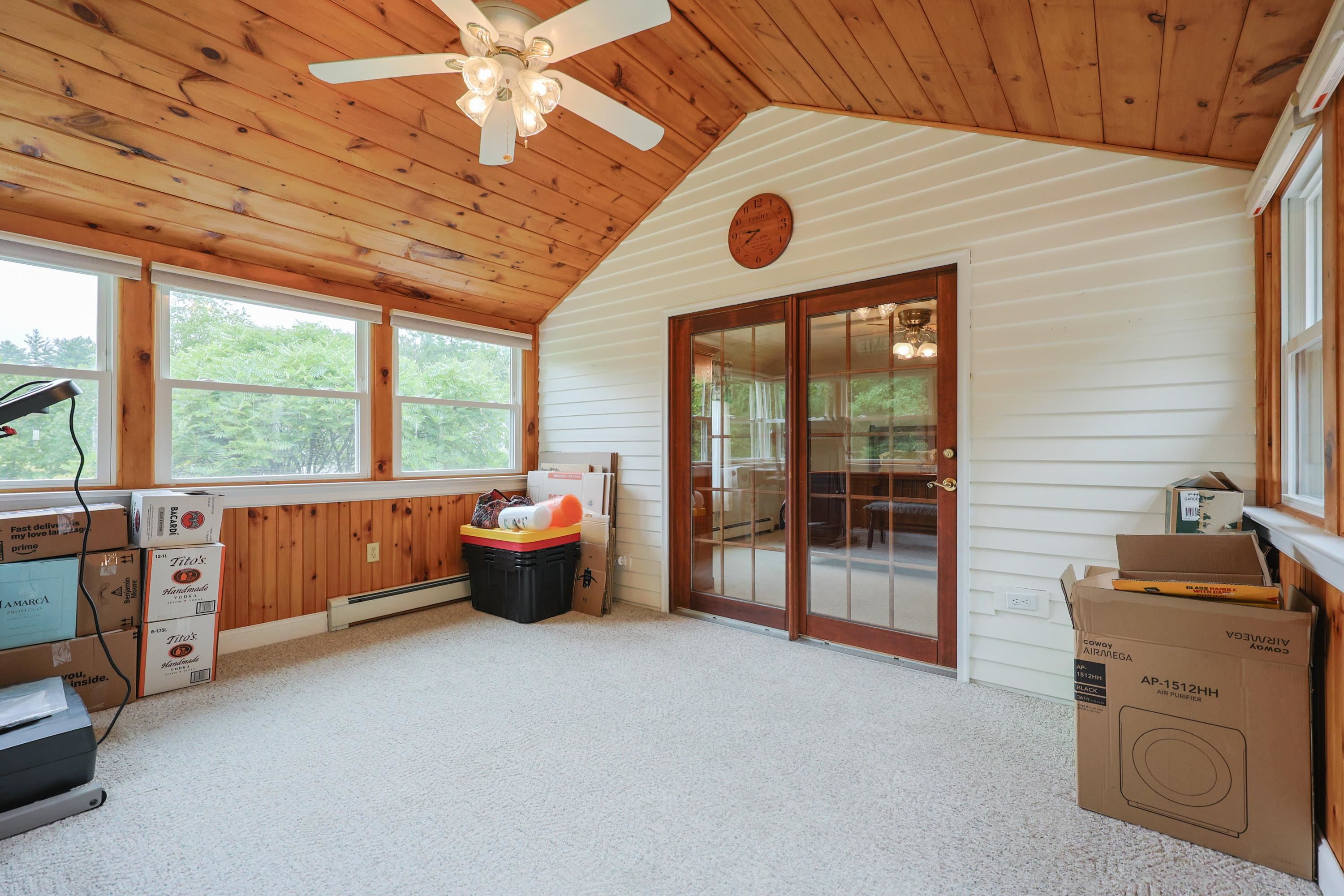 Hampstead, New Hampshire, 03826, United States, 4 Bedrooms Bedrooms, ,2 BathroomsBathrooms,Residential,For Sale,1890507