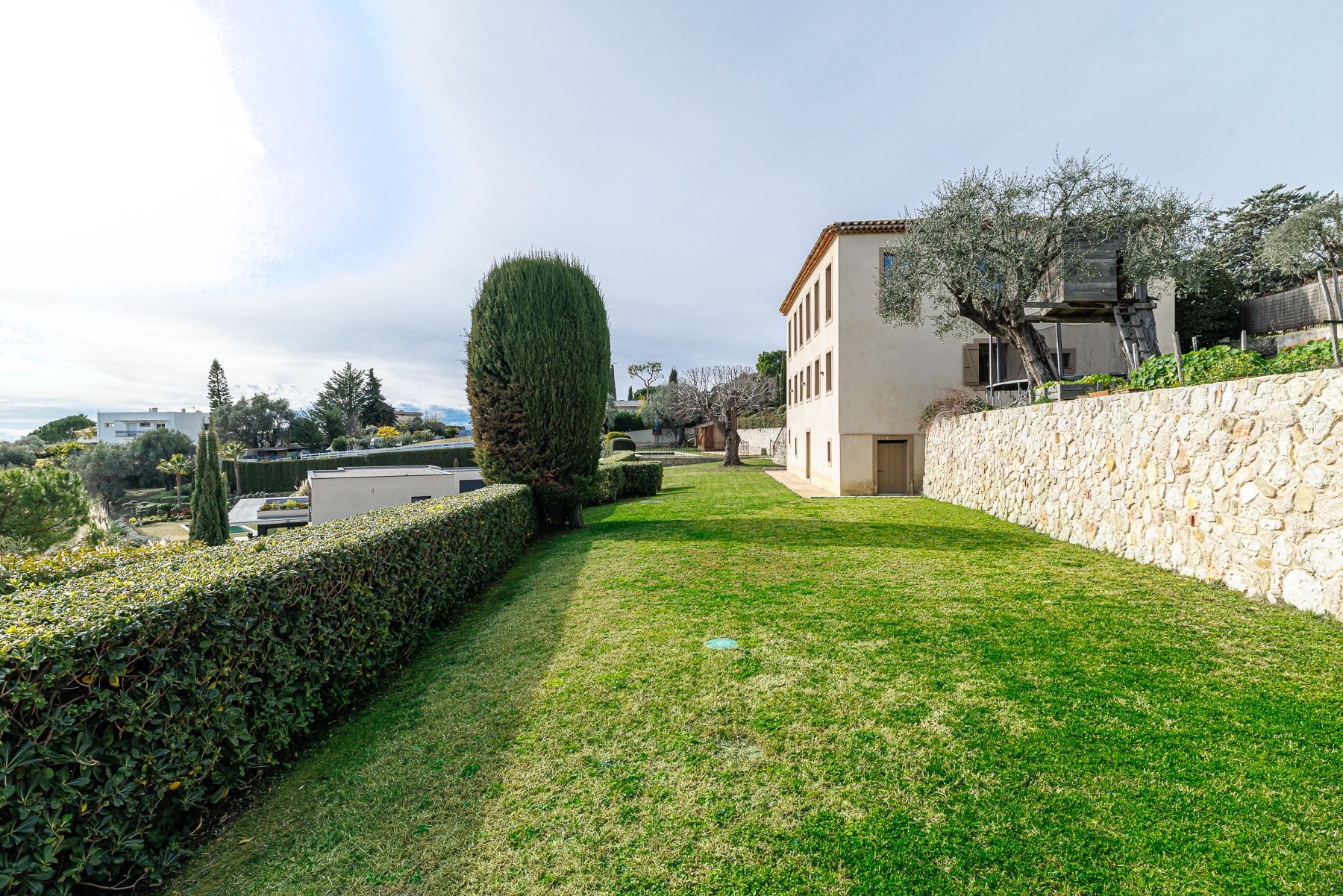  Renovated niçoise bastide with pool for sale in Gairaut, Nice: panoramic sea vi… - 物件實景