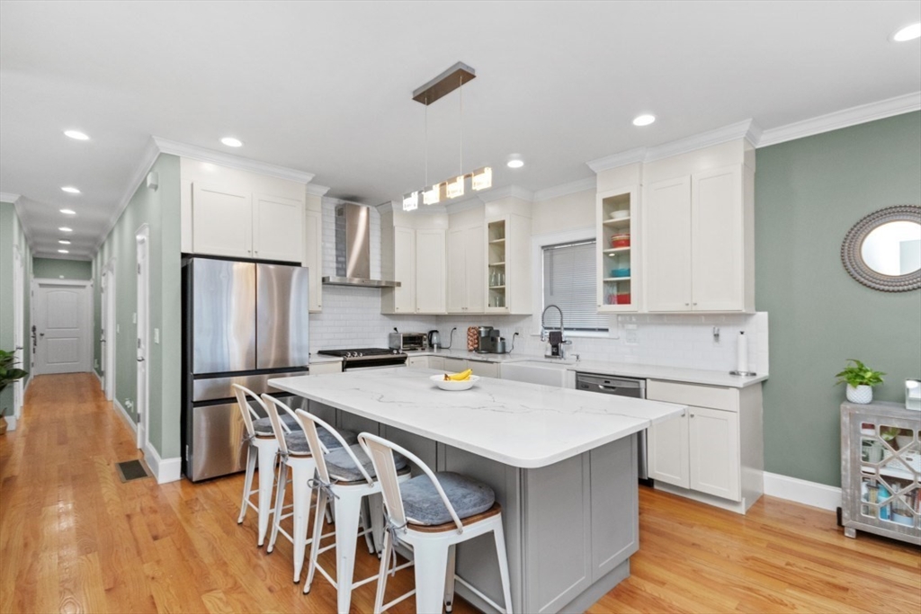 Boston, Massachusetts, 02136, United States, 3 Bedrooms Bedrooms, ,3 BathroomsBathrooms,Residential,For Sale,1947073
