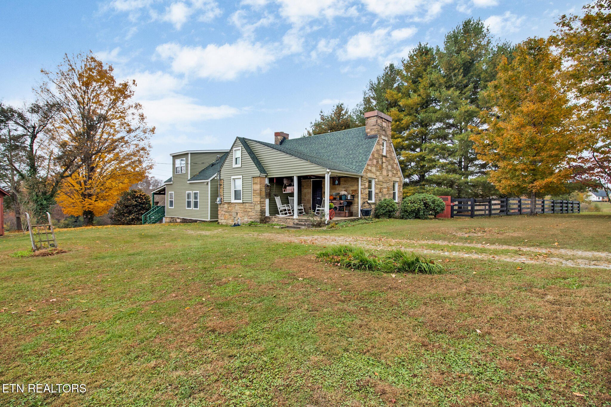 Crossville, Tennessee, 38555, United States, 4 Bedrooms Bedrooms, ,3 BathroomsBathrooms,Residential,For Sale,1888026