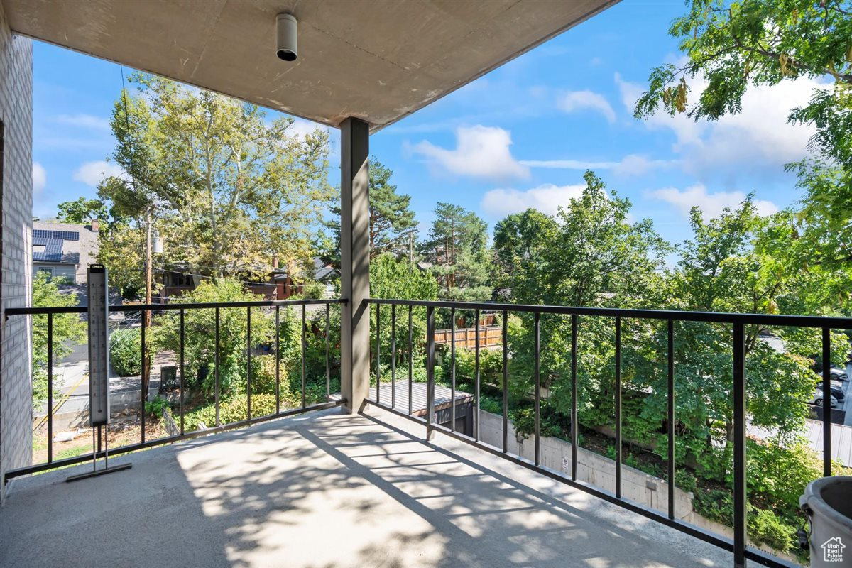 Salt Lake City, Utah, 84102, United States, 3 Bedrooms Bedrooms, ,2 BathroomsBathrooms,Residential,For Sale,1940882