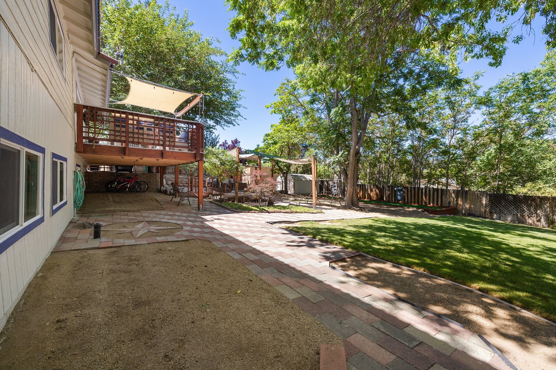  exceptional residence in a neighborhood where  homes seldom become available - 物件實景