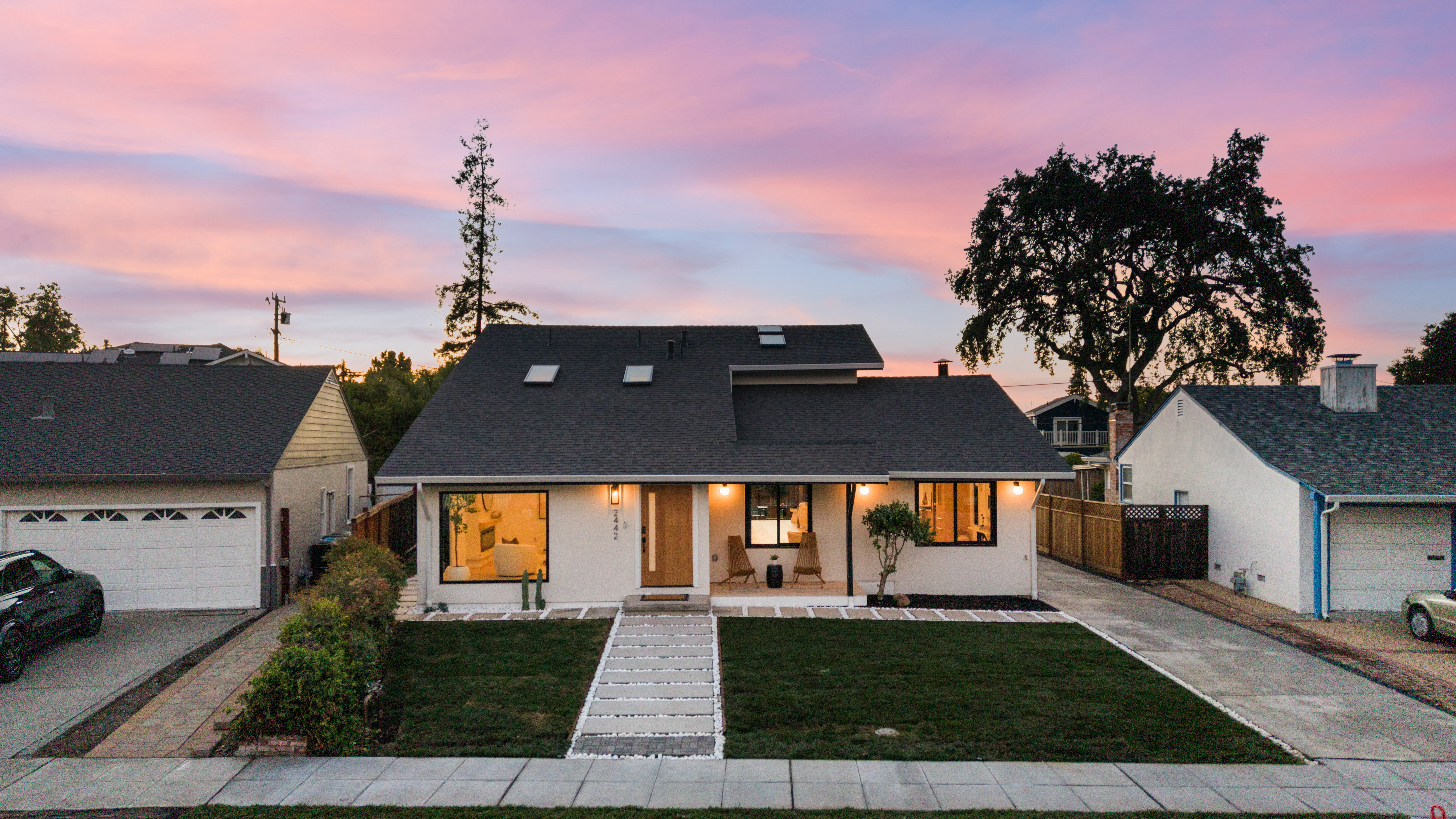  Expanded and Renovated Luxury Home - 物件實景