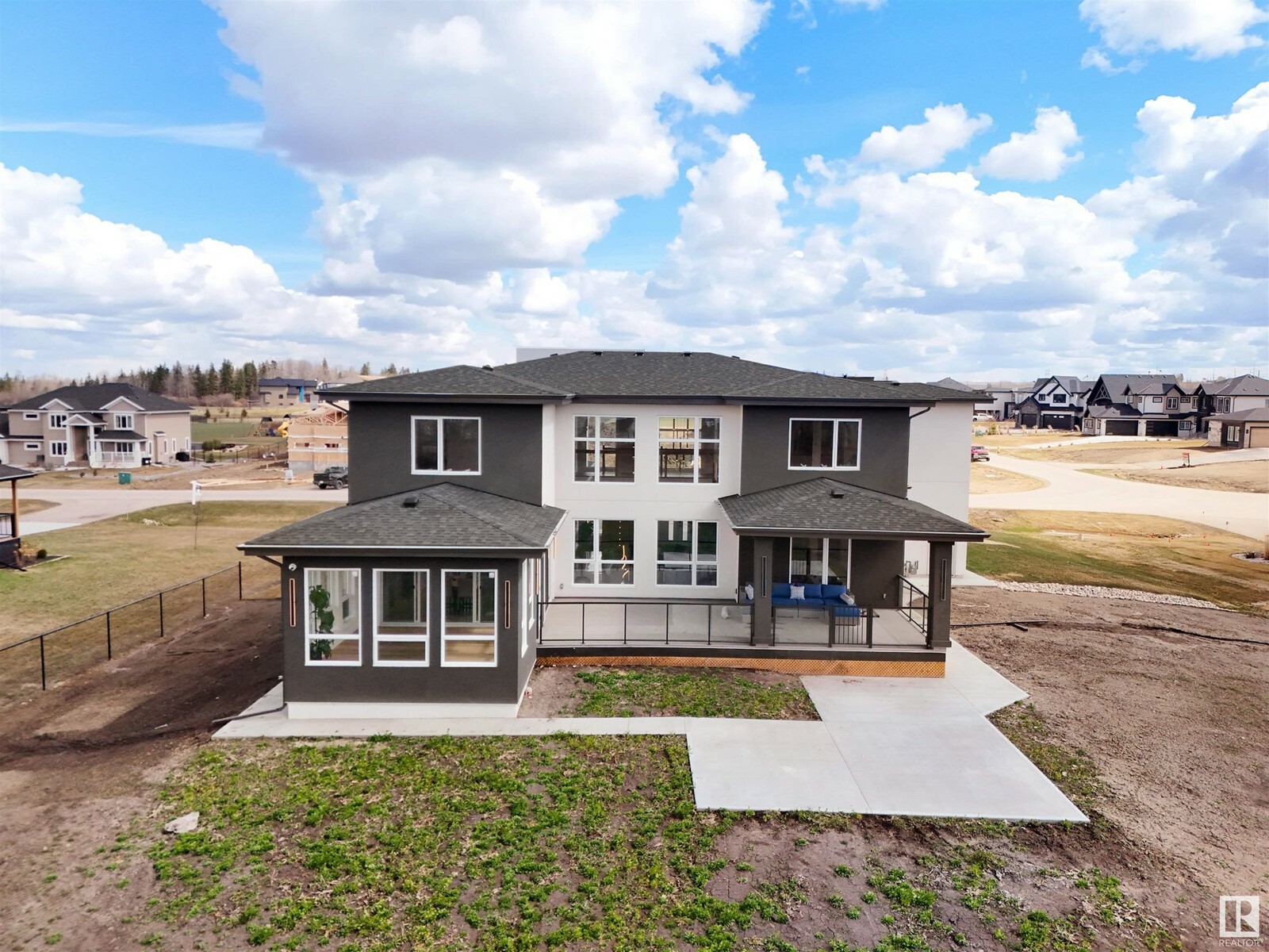 RURAL PARKLAND COUNTY, Alberta, T7X 0W7, CA, 6 Bedrooms Bedrooms, ,6 BathroomsBathrooms,Residential,For Sale,1836871