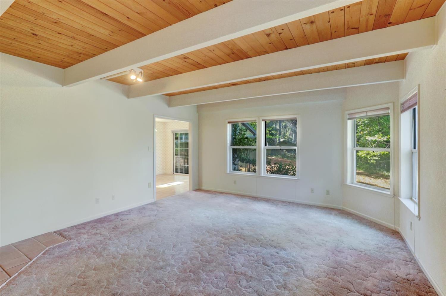 Nevada City, California, 95959, United States, 4 Bedrooms Bedrooms, ,3 BathroomsBathrooms,Residential,For Sale,1942290