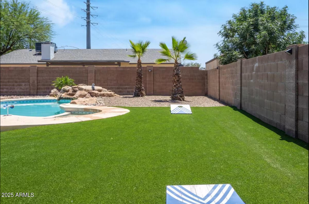 Peoria, Arizona, 85381, United States, 3 Bedrooms Bedrooms, ,Residential,For Sale,1895850
