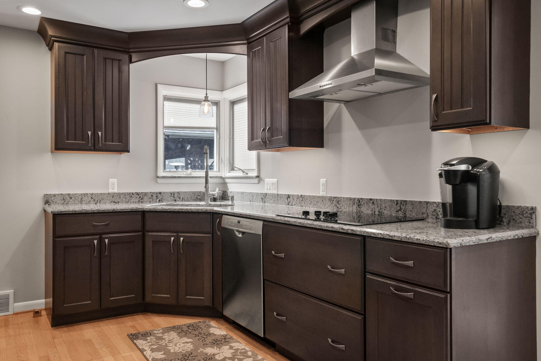 Detroit, Michigan, 48215, United States, 3 Bedrooms Bedrooms, ,4 BathroomsBathrooms,Residential,For Sale,1924310