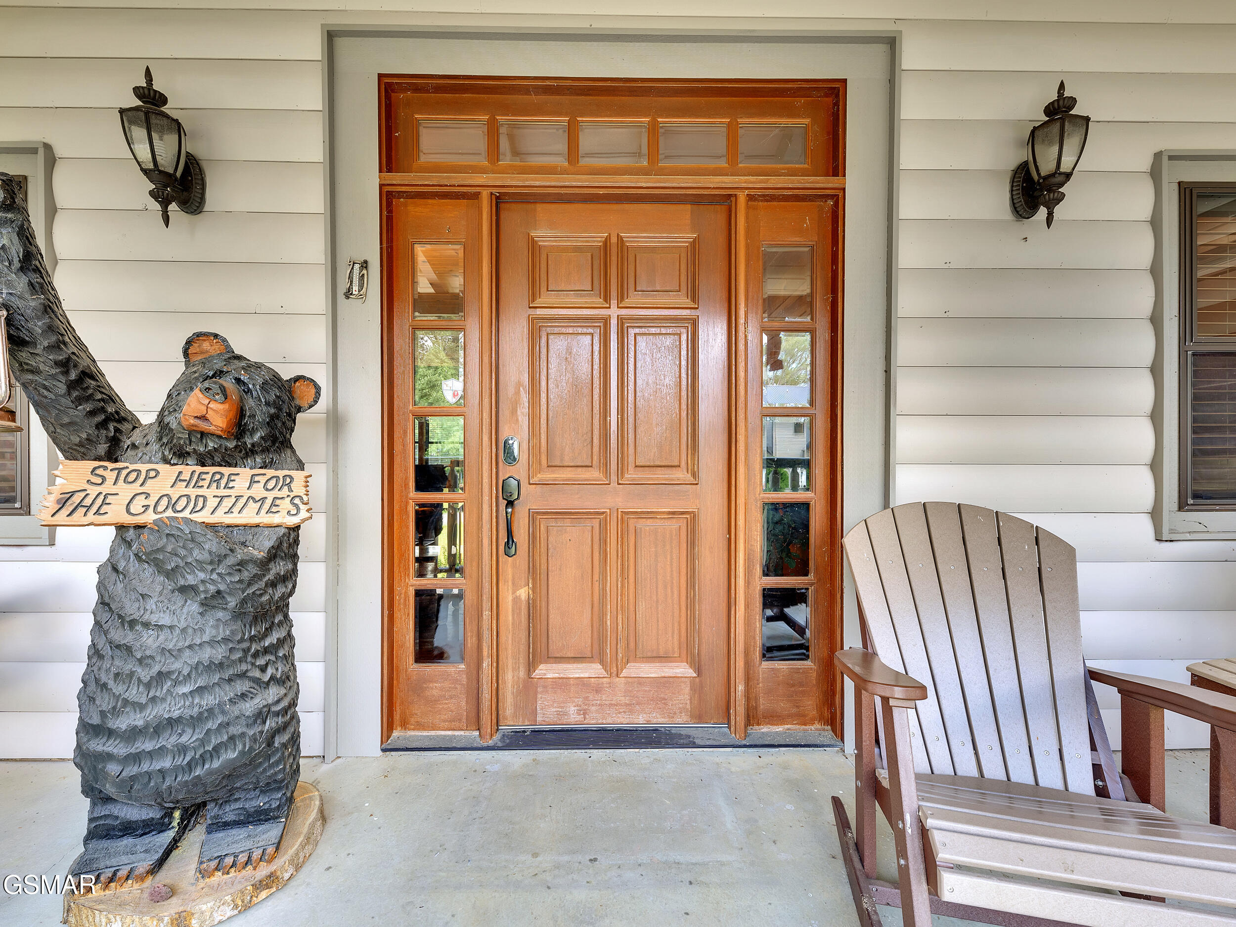 Sevierville, Tennessee, 37862, United States, 3 Bedrooms Bedrooms, ,3 BathroomsBathrooms,Residential,For Sale,1978945