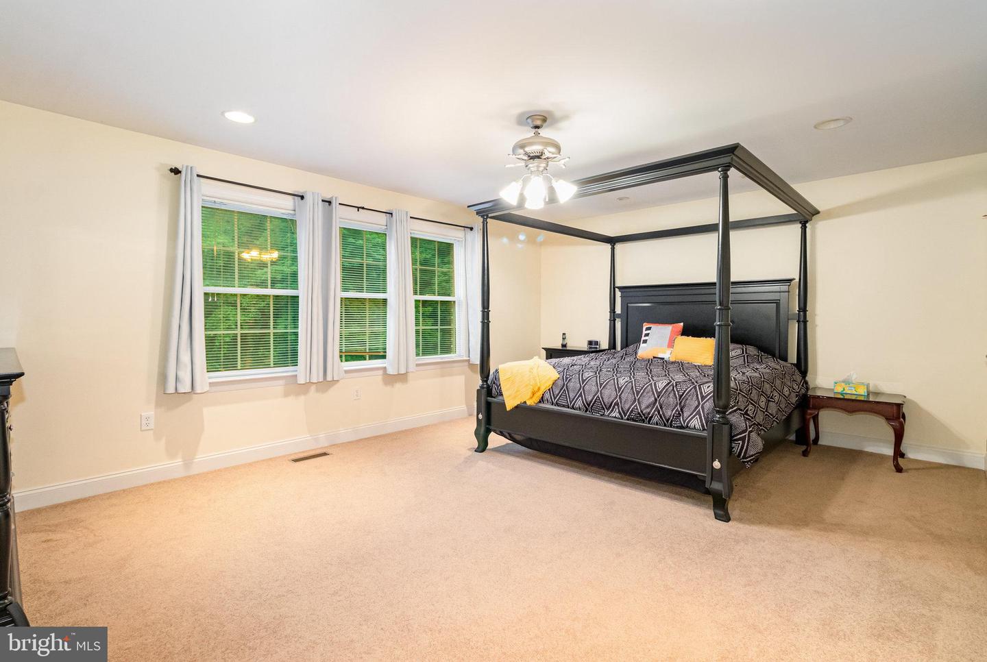Mechanicsburg, Pennsylvania, 17055, United States, 5 Bedrooms Bedrooms, ,5 BathroomsBathrooms,Residential,For Sale,1926512