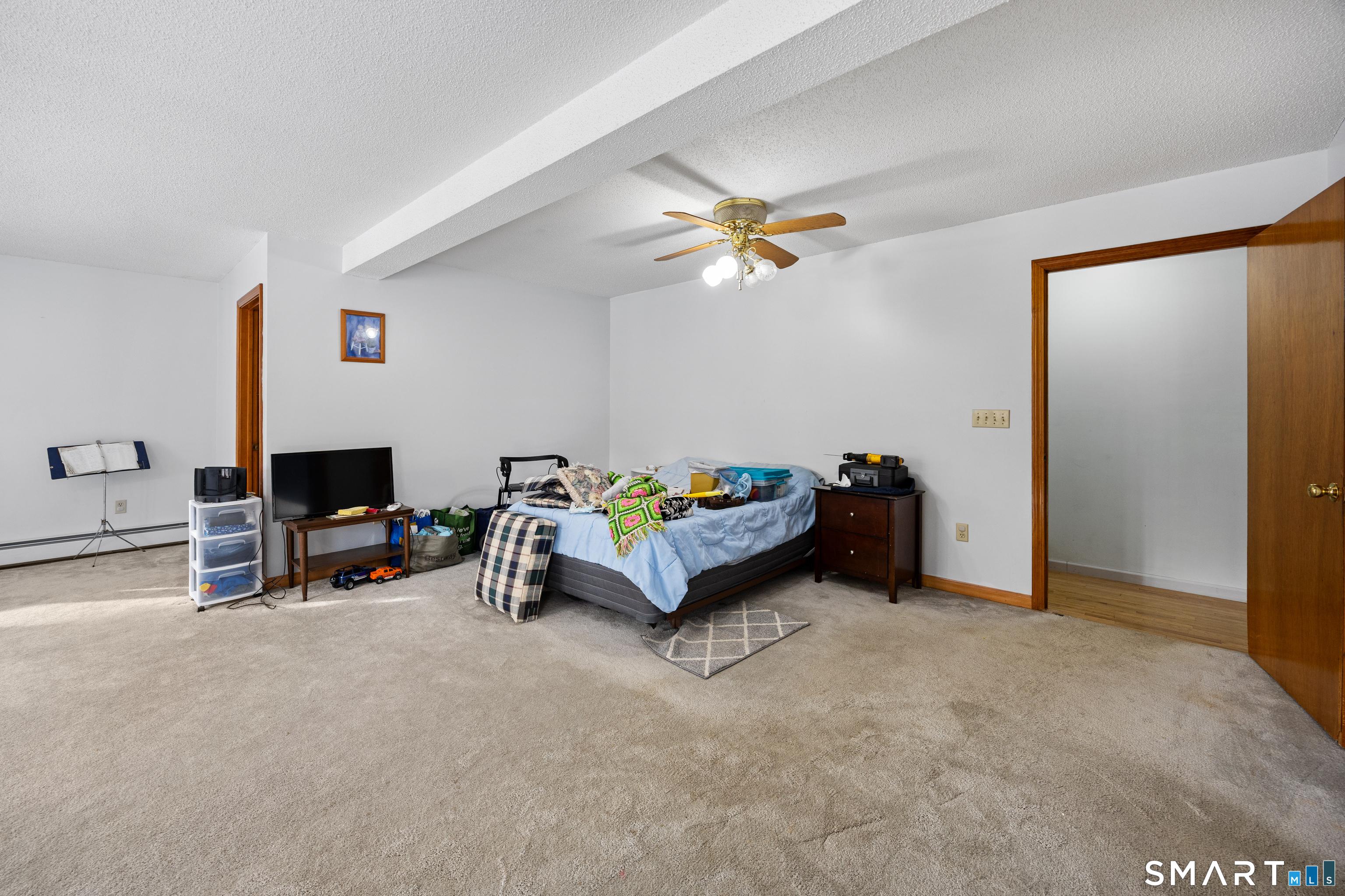 Southington, Connecticut, 06489, United States, 5 Bedrooms Bedrooms, ,3 BathroomsBathrooms,Residential,For Sale,2007439