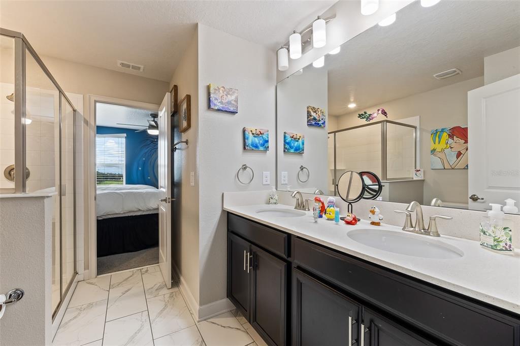 Davenport, Florida, 33896, United States, 8 Bedrooms Bedrooms, ,5 BathroomsBathrooms,Residential,For Sale,1926010