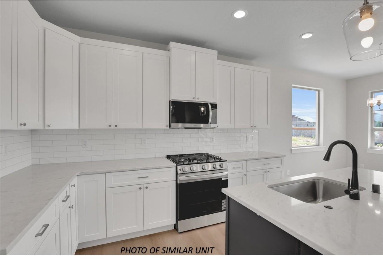 Deer Park, Washington, 99006, United States, 3 Bedrooms Bedrooms, ,2 BathroomsBathrooms,Residential,For Sale,1840166