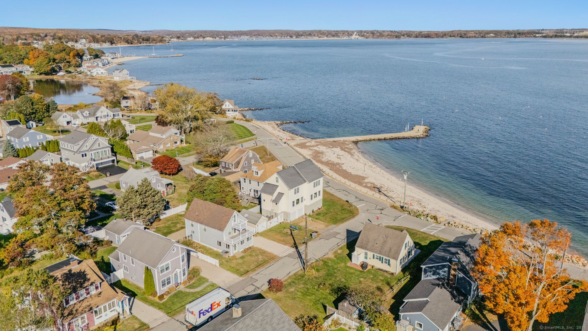 East Lyme, Connecticut, 06357, United States, 3 Bedrooms Bedrooms, ,1 BathroomBathrooms,Residential,For Sale,1987799