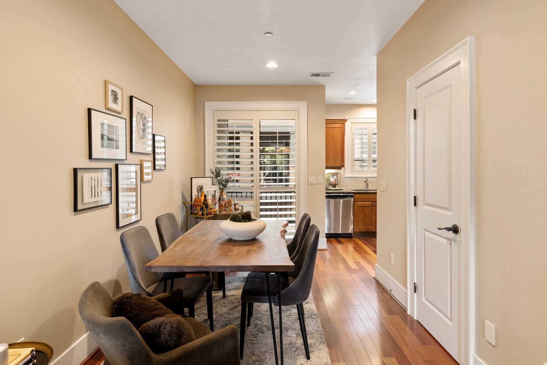  662 SW TRILLIUM CREEK TER Portland, OR 97225 - 物件實景