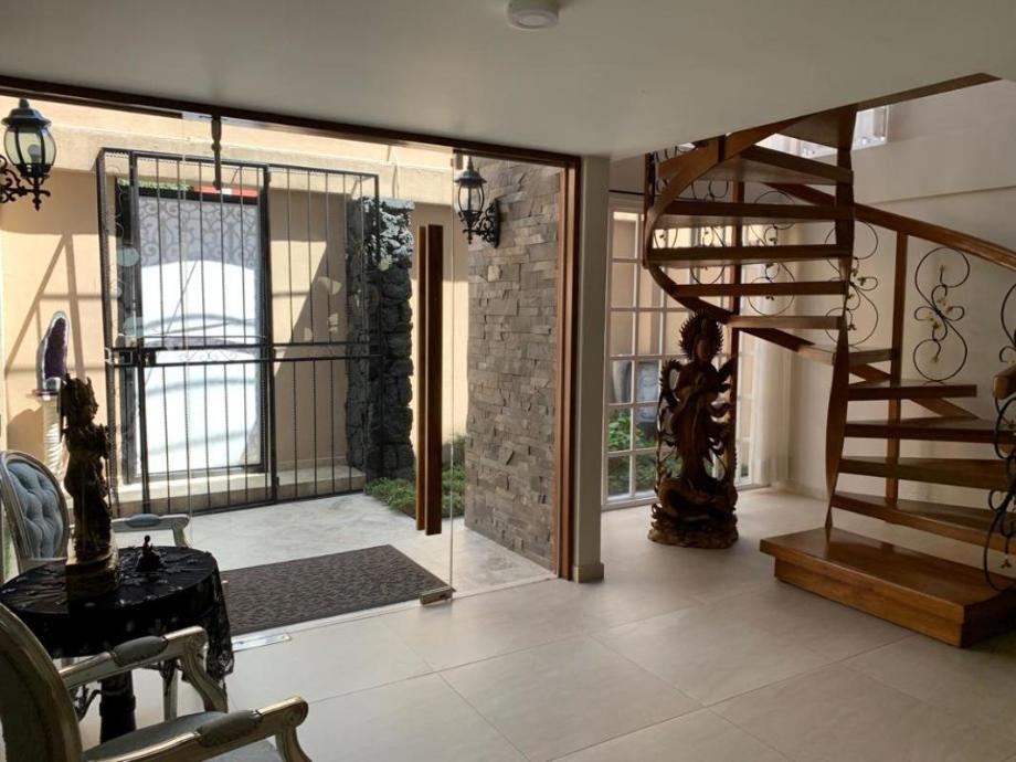 Llanura, Coyoacán, Ciudad de México, 04500, Mexico, 5 Bedrooms Bedrooms, ,5 BathroomsBathrooms,Residential,For Sale,Llanura,1611587